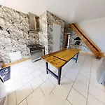 La Clef Decamp Cornillieres Maisonnettes 35 Pers Jacuzzi, Jeux