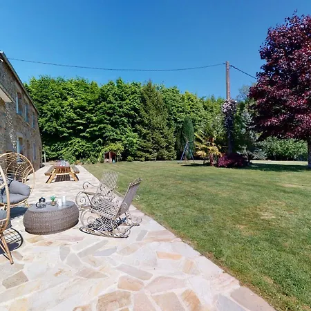 Cornillieres Maisonnettes 35 Pers Jacuzzi, Jeux