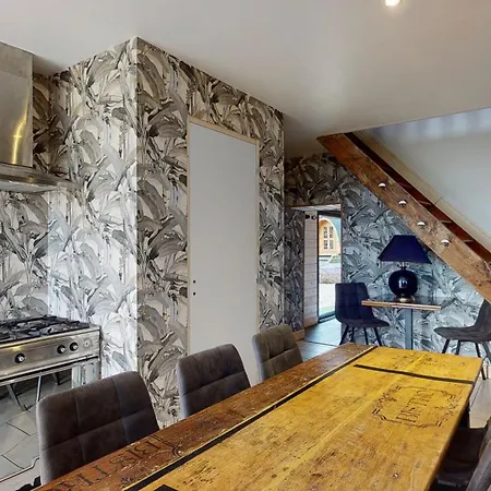 Cornillieres Maisonnettes 35 Pers Jacuzzi, Jeux