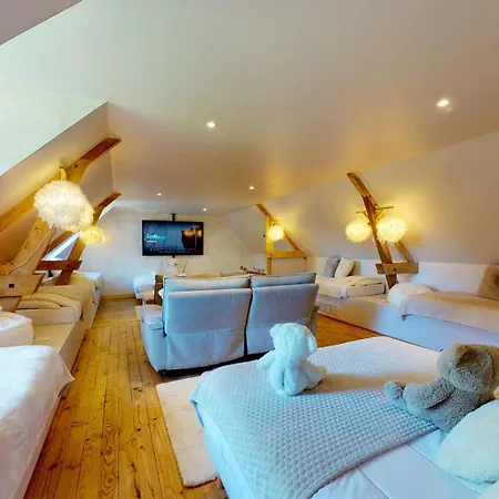 La Clef Decamp Cornillieres Maisonnettes 35 Pers Jacuzzi, Jeux * Le Parc