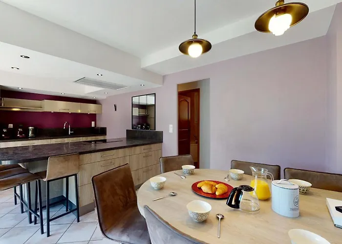 La Clef Decamp Cornillieres Maisonnettes 35 Pers Jacuzzi, Jeux