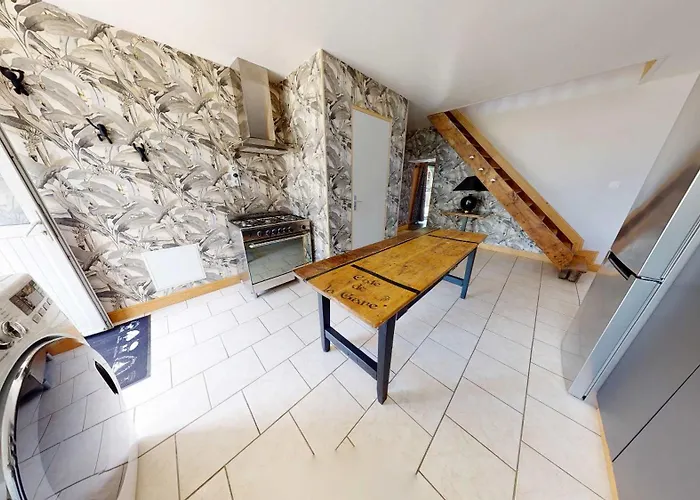 La Clef Decamp Cornillieres Maisonnettes 35 Pers Jacuzzi, Jeux