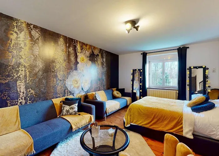 La Clef Decamp Cornillieres Maisonnettes 35 Pers Jacuzzi, Jeux Ferienhaus