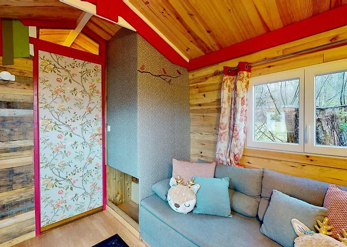 La Clef Decamp Cornillieres Maisonnettes 35 Pers Jacuzzi, Jeux Ferienhaus